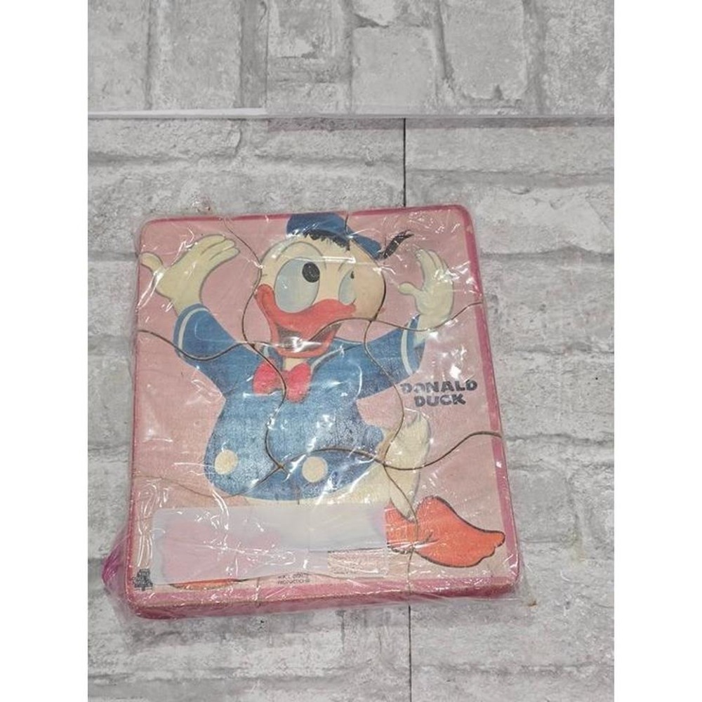 Vintage‎ Wooden Puzzle Bambi Donald Duck Reversible 9 Piece